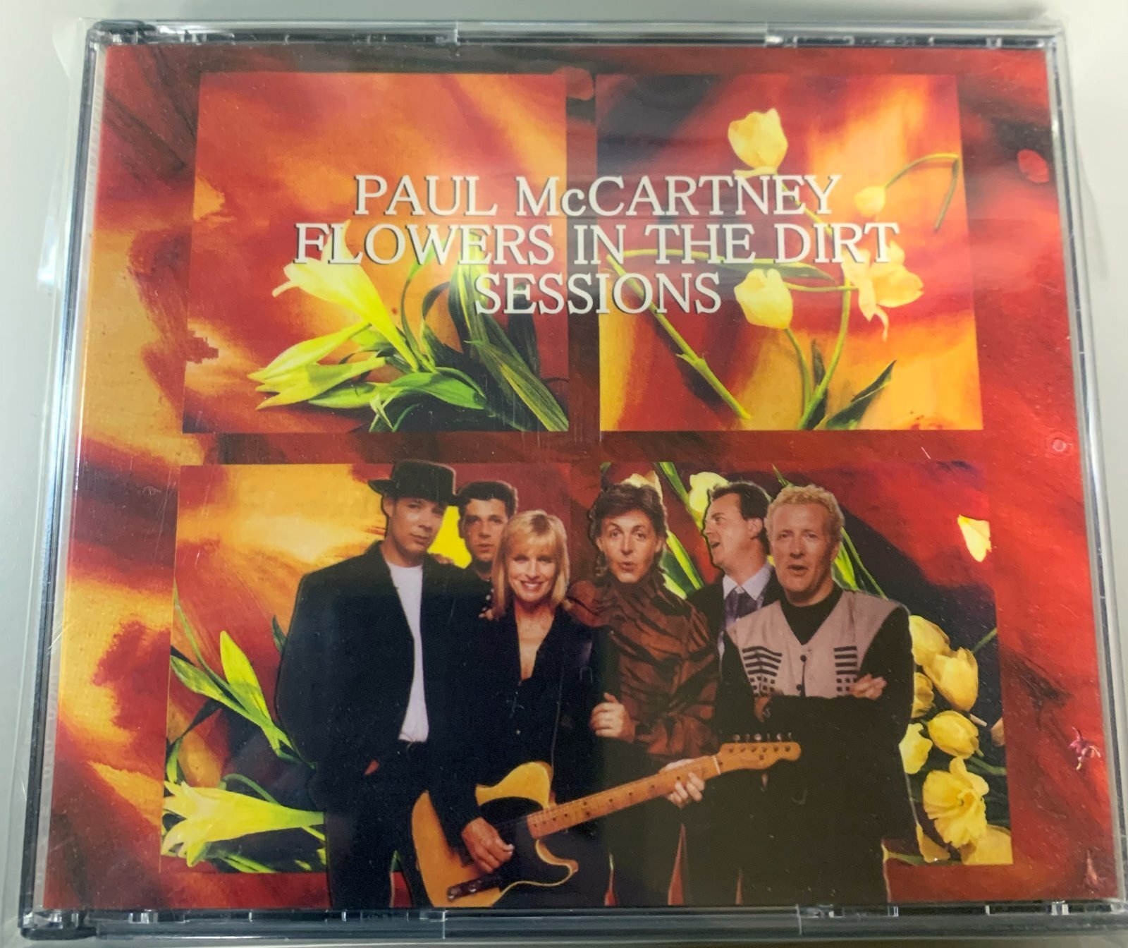 FLOWERS IN THE DIRT SESSIONS 3CD